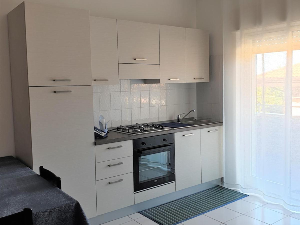 Baia Alcantara Apartments Giardini-Naxos Kültér fotó